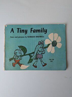 5/$12 Vintage Kids Picture Book A Tiny Family Bridwell 1968 1st ed 1st prt PB